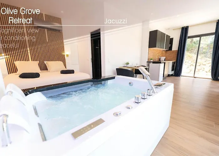 Romantic With Jacuzzi La Trinité